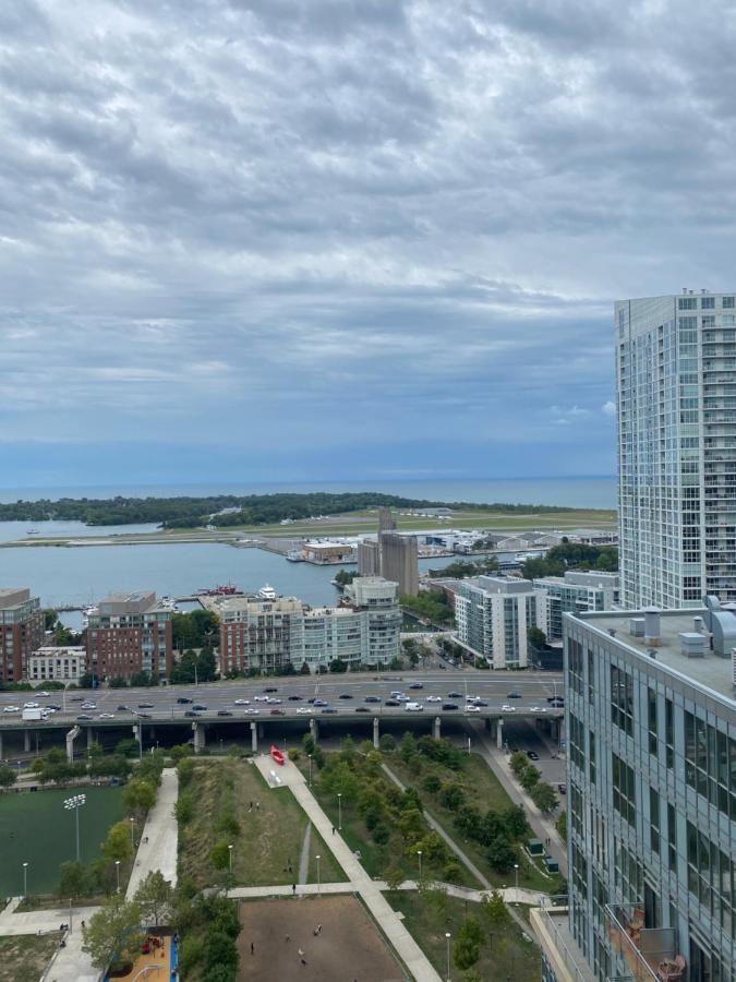 Toronto Downtown Luxurious Stylish 3 Bedroom 3 Bath 2 Balconies Near Rogers Centre Lakeview Condo エクステリア 写真