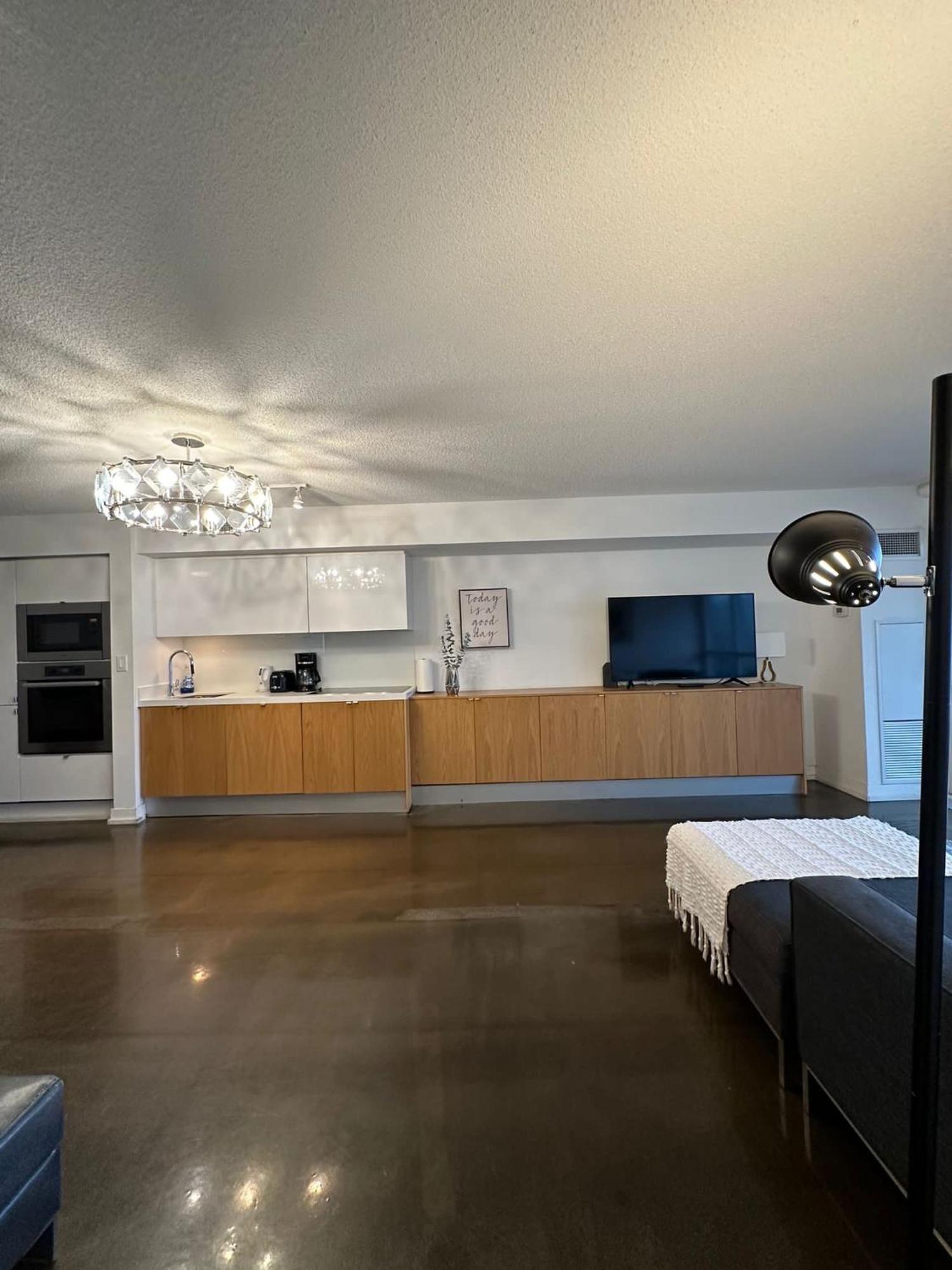 Toronto Downtown Luxurious Stylish 3 Bedroom 3 Bath 2 Balconies Near Rogers Centre Lakeview Condo エクステリア 写真